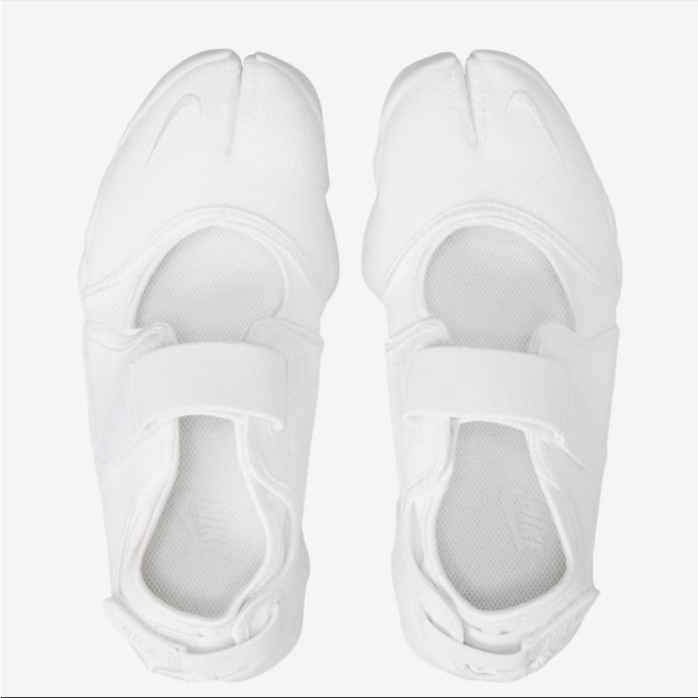 Nike Air Rift BRAND NEW IN BOX SIZE 9 ✨